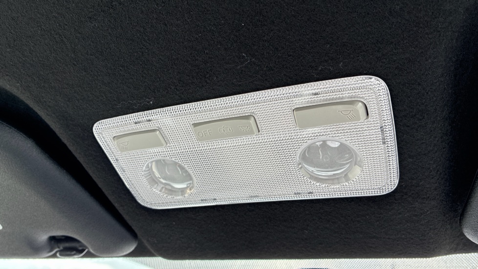 Toyota Yaris 1.5 Hybrid Design 5dr CVT Hybrid Hatchback - Image 38