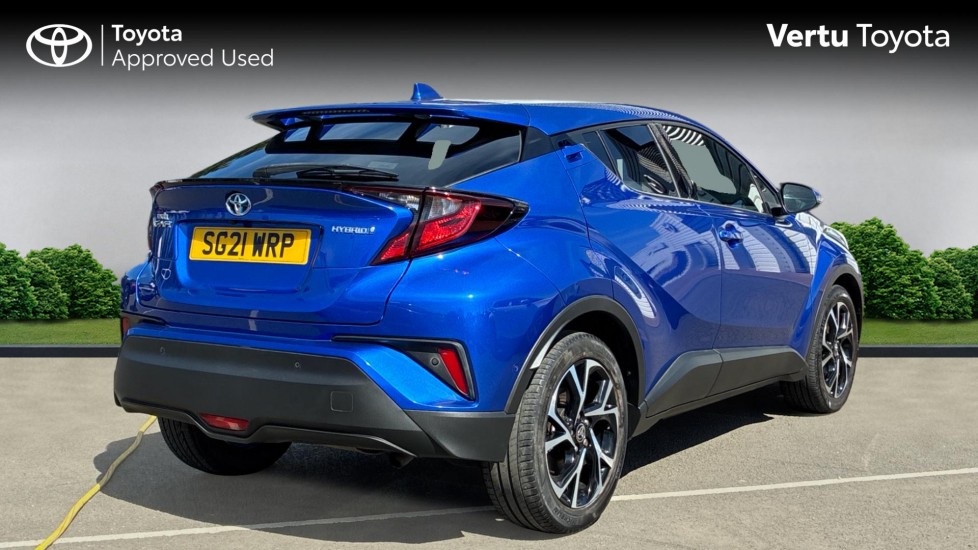 Toyota C-HR 1.8 Hybrid Design 5dr CVT Hybrid Hatchback - Image 2