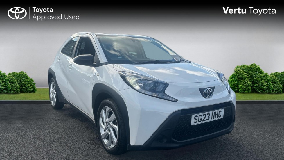 Toyota Aygo X 1.0 VVT-i Pure 5dr Petrol Hatchback - Image 1