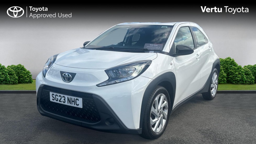 Toyota Aygo X 1.0 VVT-i Pure 5dr Petrol Hatchback - Image 3