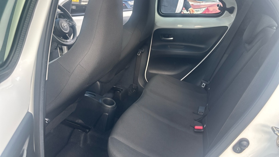 Toyota Aygo X 1.0 VVT-i Pure 5dr Petrol Hatchback - Image 15