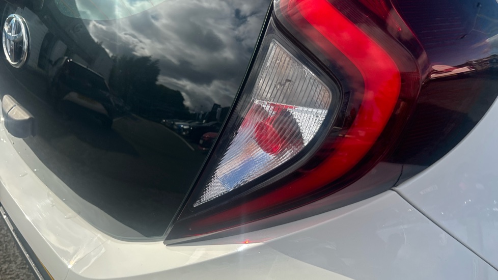 Toyota Aygo X 1.0 VVT-i Pure 5dr Petrol Hatchback - Image 21