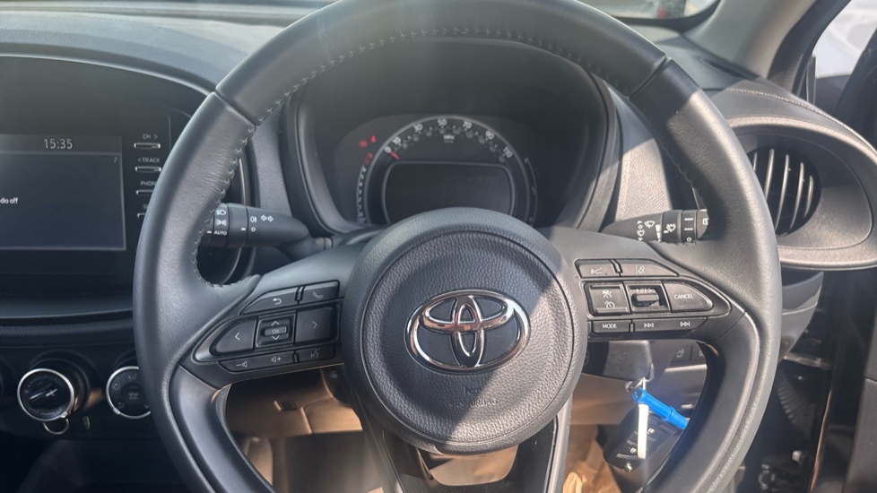 Toyota Aygo X 1.0 VVT-i Pure 5dr Auto Petrol Hatchback - Image 10
