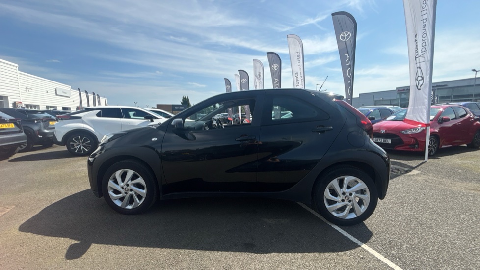 Toyota Aygo X 1.0 VVT-i Pure 5dr Auto Petrol Hatchback - Image 24