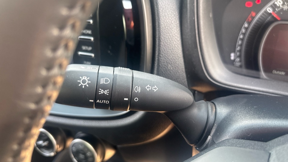 Toyota Aygo X 1.0 VVT-i Pure 5dr Auto Petrol Hatchback - Image 31