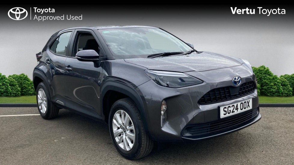Toyota Yaris Cross 1.5 Hybrid Icon 5dr CVT Hybrid Estate - Image 1