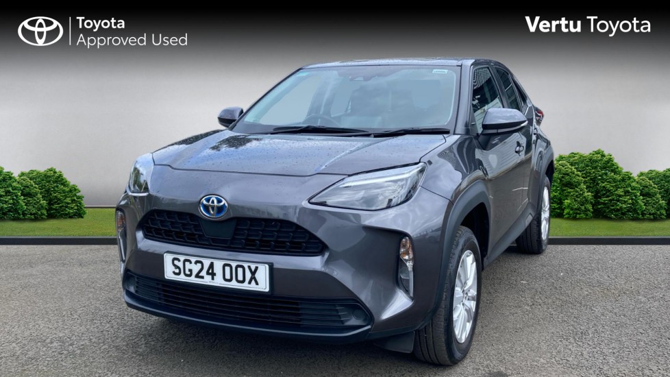 Toyota Yaris Cross 1.5 Hybrid Icon 5dr CVT Hybrid Estate - Image 3