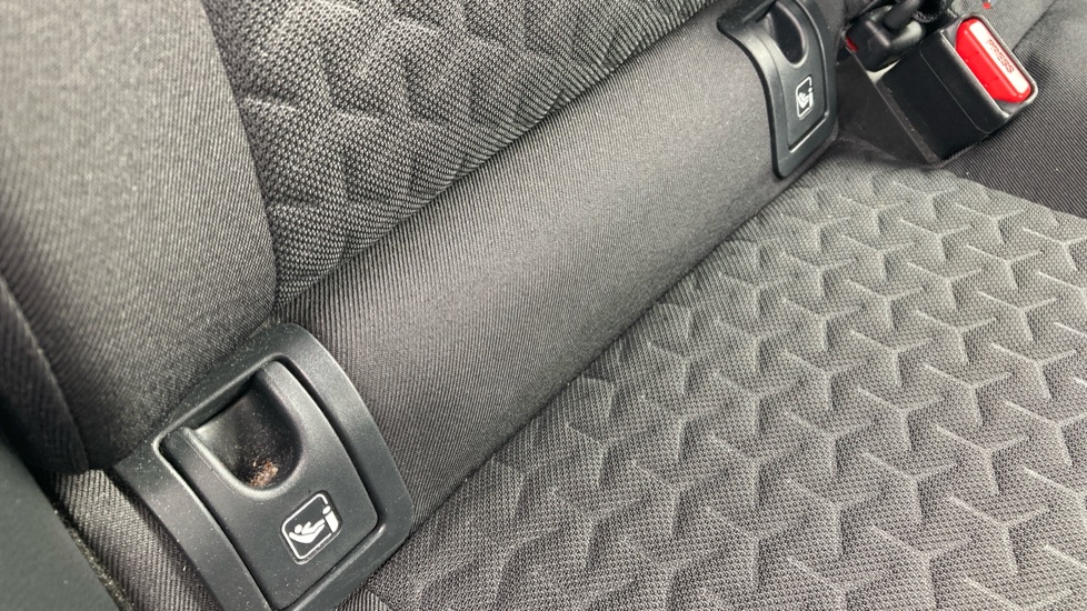 Toyota Yaris Cross 1.5 Hybrid Icon 5dr CVT Hybrid Estate - Image 32