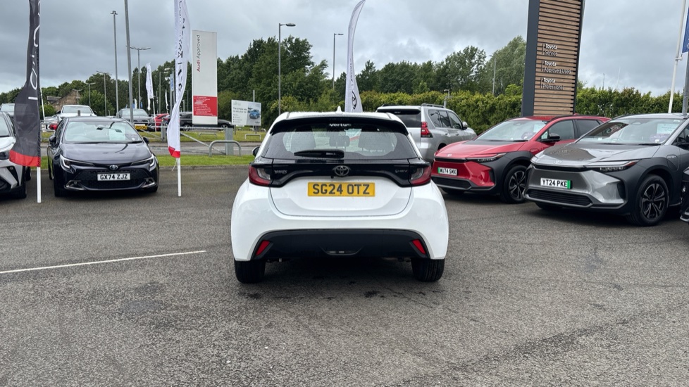 Toyota Yaris 1.5 Hybrid Icon 5dr CVT Hybrid Hatchback - Image 26