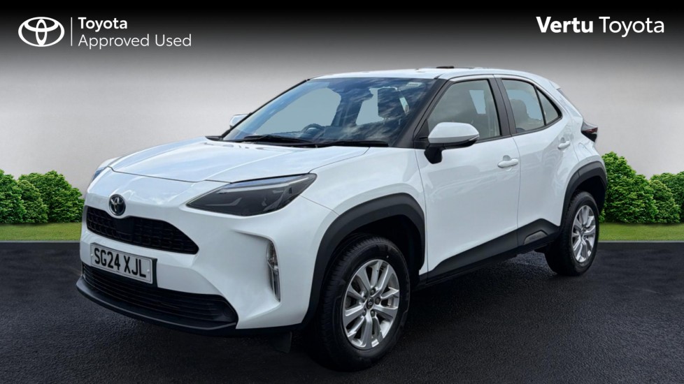 Toyota Yaris Cross 1.5 Hybrid Icon 5dr CVT Hybrid Estate - Image 3