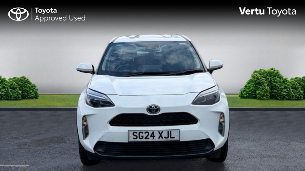 Toyota Yaris Cross 1.5 Hybrid Icon 5dr CVT Hybrid Estate - Image 22