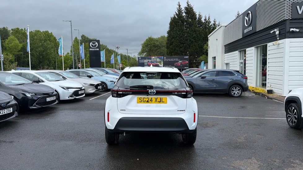 Toyota Yaris Cross 1.5 Hybrid Icon 5dr CVT Hybrid Estate - Image 26