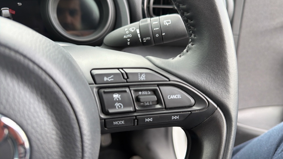 Toyota Yaris Cross 1.5 Hybrid Icon 5dr CVT Hybrid Estate - Image 36