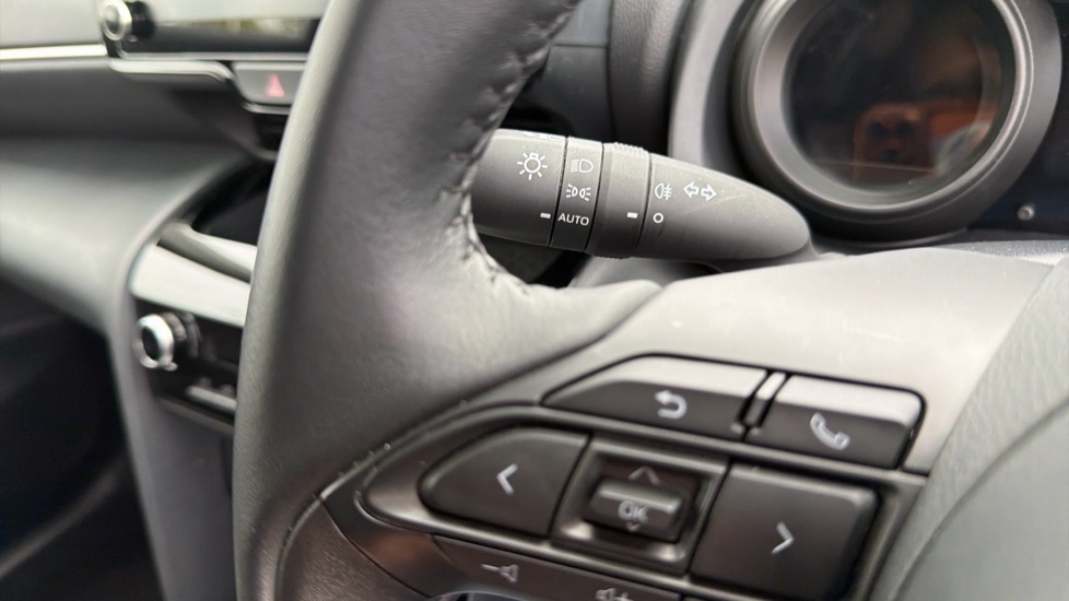 Toyota Yaris Cross 1.5 Hybrid Icon 5dr CVT Hybrid Estate - Image 38