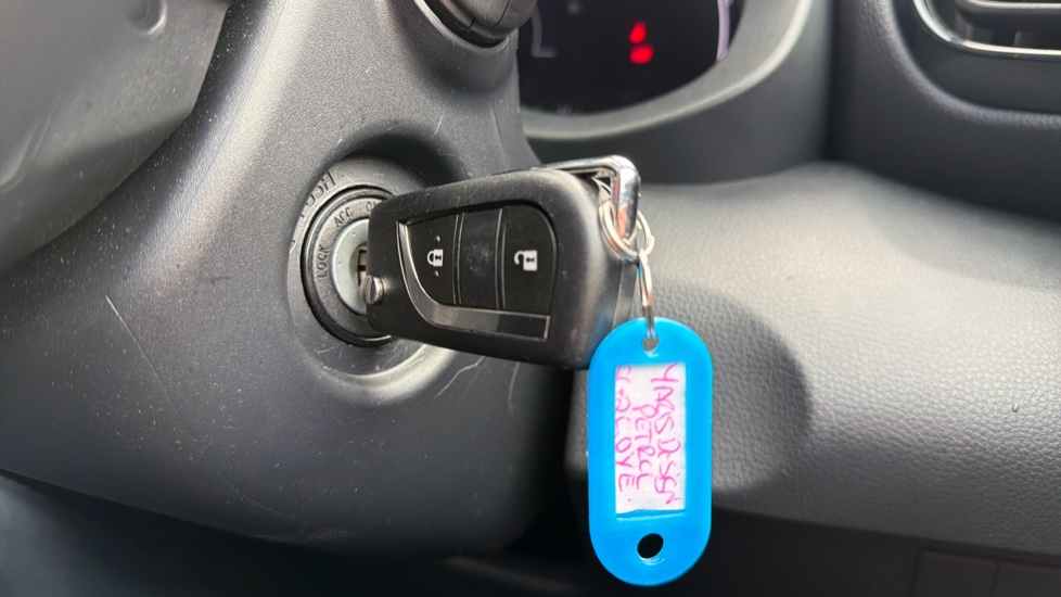 Toyota Yaris 1.5 Hybrid Design 5dr CVT Hybrid Hatchback - Image 28
