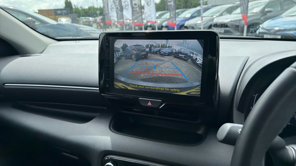 Toyota Yaris 1.5 Hybrid Design 5dr CVT Hybrid Hatchback - Image 36