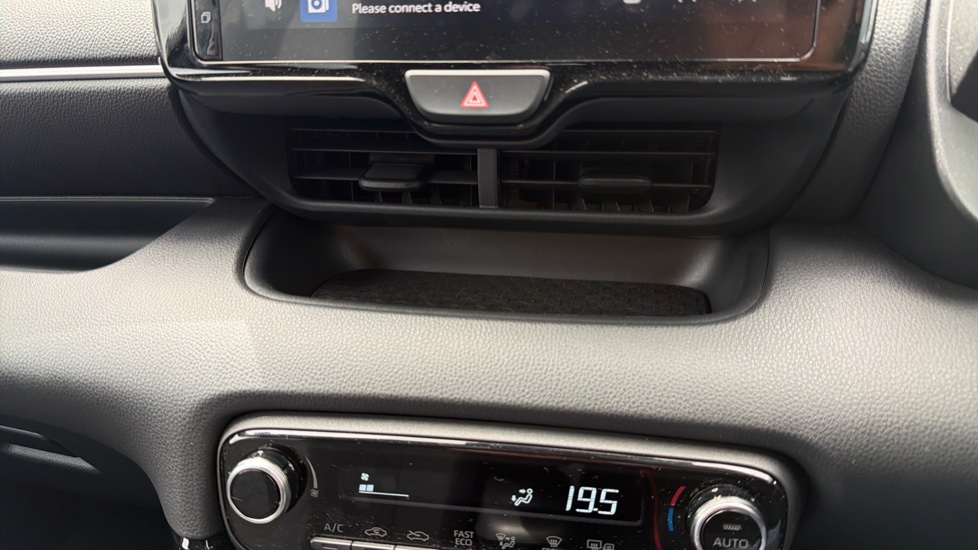 Toyota Yaris 1.5 Hybrid Design 5dr CVT Hybrid Hatchback - Image 43