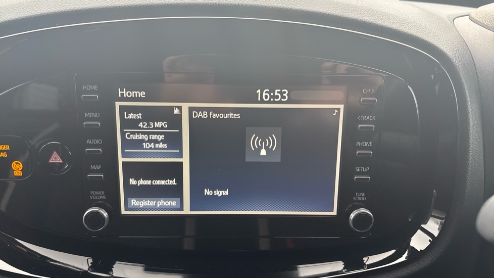 Toyota Aygo X 1.0 VVT-i Edge 5dr Petrol Hatchback - Image 9