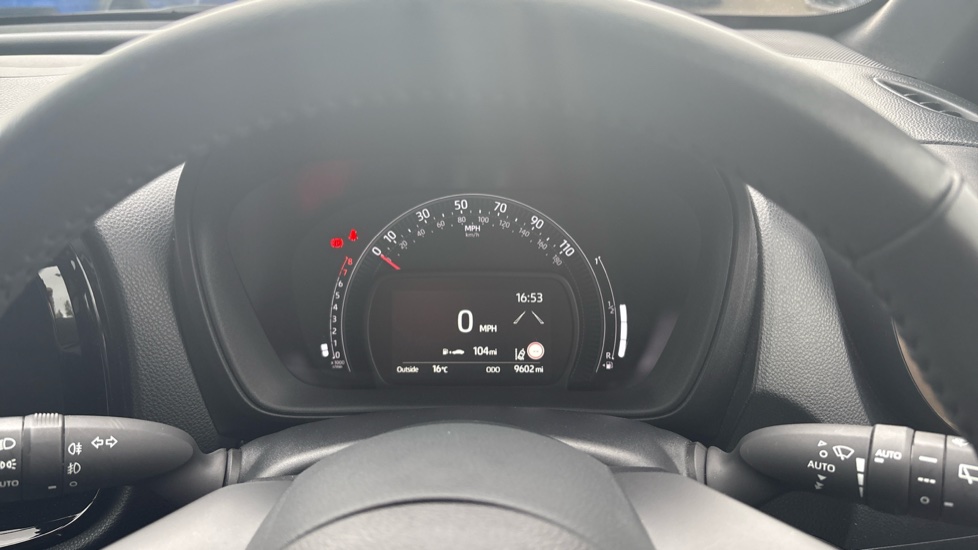 Toyota Aygo X 1.0 VVT-i Edge 5dr Petrol Hatchback - Image 11