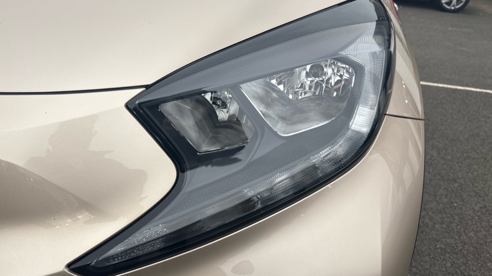Toyota Aygo X 1.0 VVT-i Edge 5dr Petrol Hatchback - Image 20