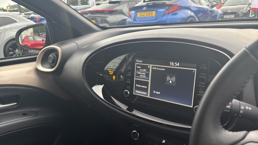 Toyota Aygo X 1.0 VVT-i Edge 5dr Petrol Hatchback - Image 29