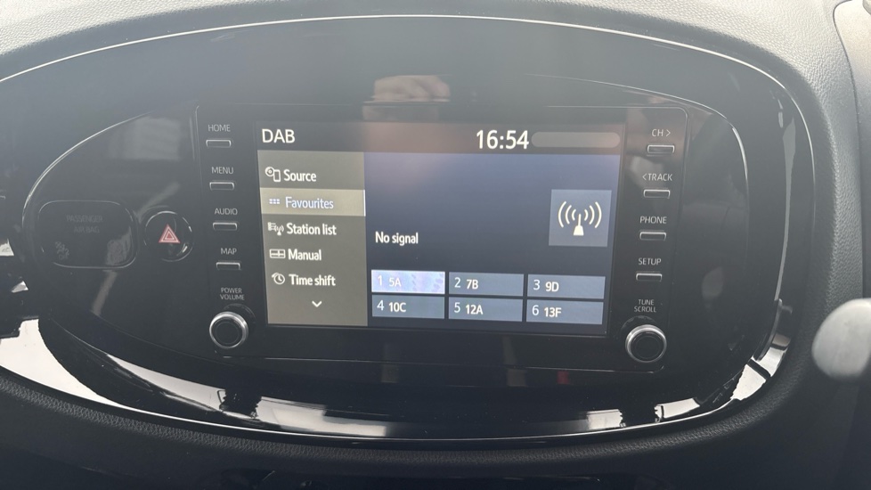 Toyota Aygo X 1.0 VVT-i Edge 5dr Petrol Hatchback - Image 34
