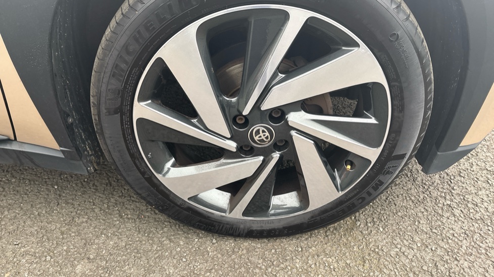 Toyota Aygo X 1.0 VVT-i Edge 5dr Petrol Hatchback - Image 51