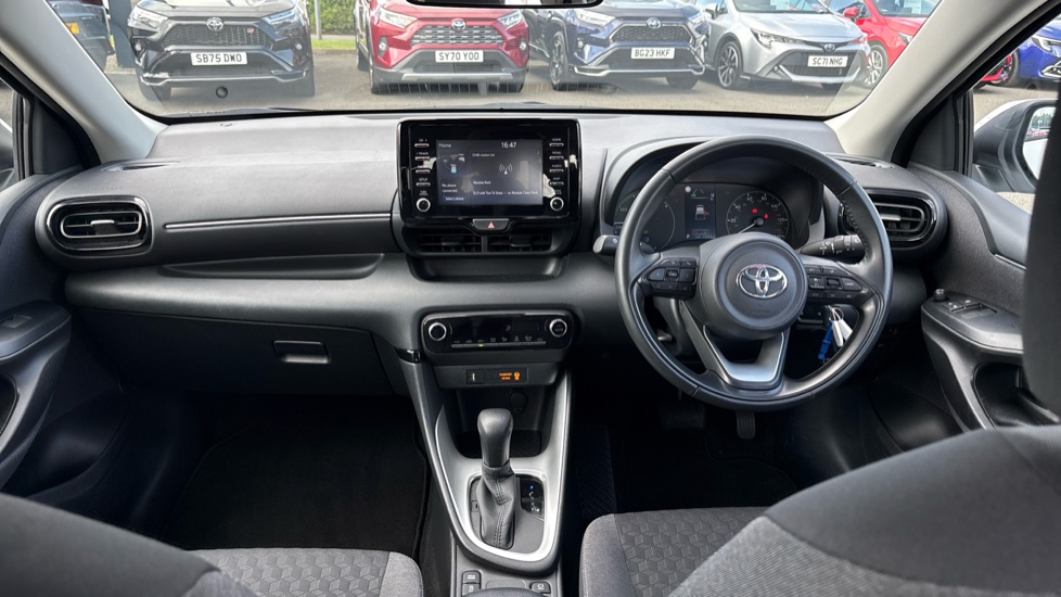 Toyota Yaris 1.5 Hybrid Icon 5dr CVT Hybrid Hatchback - Image 6