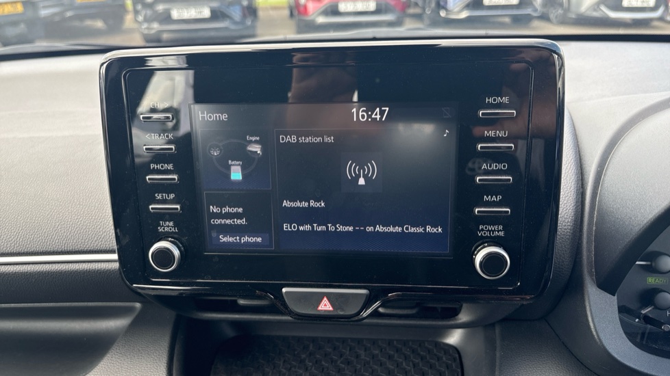 Toyota Yaris 1.5 Hybrid Icon 5dr CVT Hybrid Hatchback - Image 9