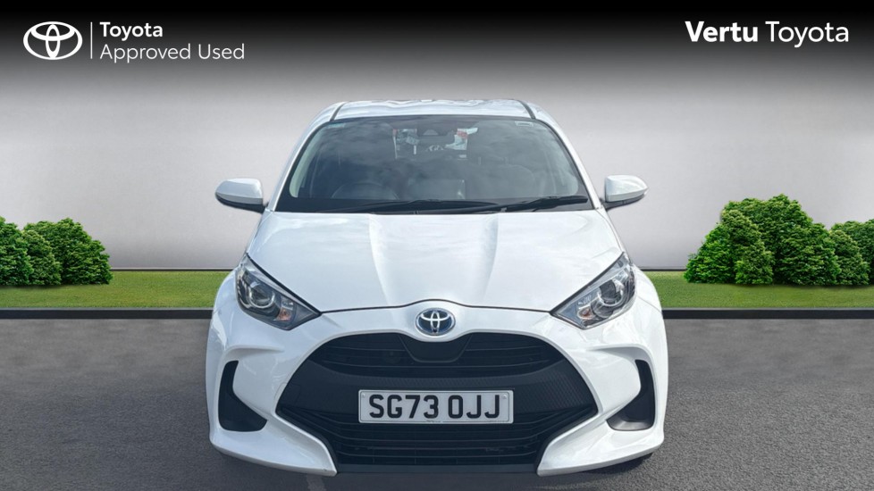 Toyota Yaris 1.5 Hybrid Icon 5dr CVT Hybrid Hatchback - Image 22