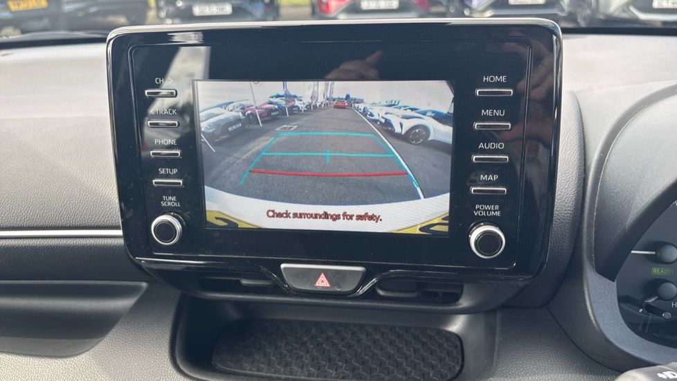Toyota Yaris 1.5 Hybrid Icon 5dr CVT Hybrid Hatchback - Image 35