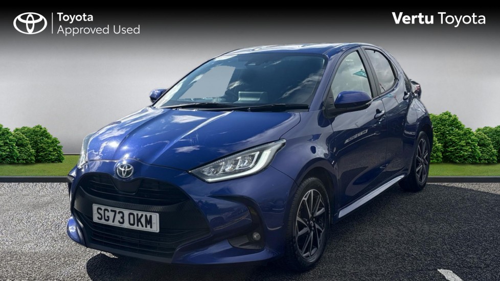 Toyota Yaris 1.5 Hybrid Design 5dr CVT Hybrid Hatchback - Image 3