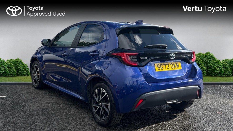 Toyota Yaris 1.5 Hybrid Design 5dr CVT Hybrid Hatchback - Image 4