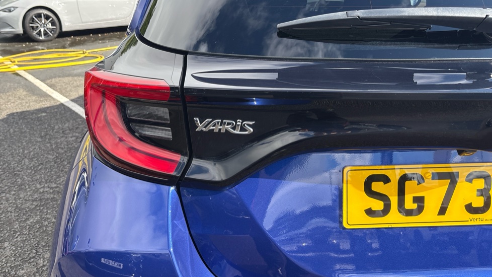 Toyota Yaris 1.5 Hybrid Design 5dr CVT Hybrid Hatchback - Image 21
