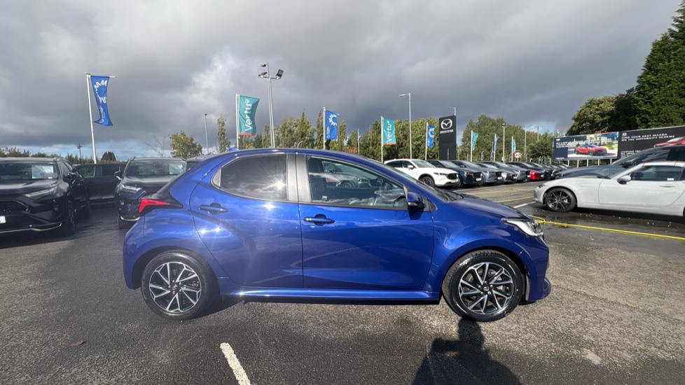 Toyota Yaris 1.5 Hybrid Design 5dr CVT Hybrid Hatchback - Image 23
