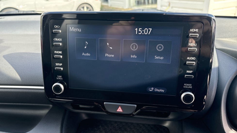 Toyota Yaris 1.5 Hybrid Design 5dr CVT Hybrid Hatchback - Image 32