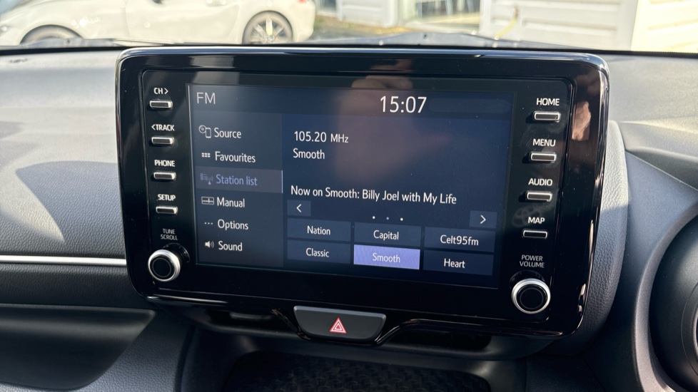 Toyota Yaris 1.5 Hybrid Design 5dr CVT Hybrid Hatchback - Image 33