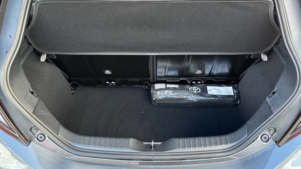 Toyota Aygo X 1.0 VVT-i Undercover 5dr Petrol Hatchback - Image 13