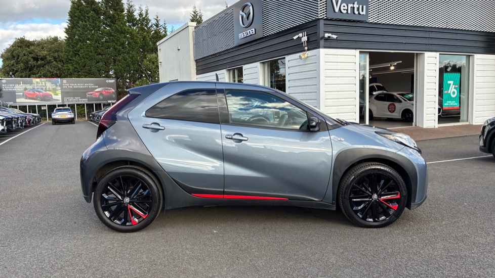 Toyota Aygo X 1.0 VVT-i Undercover 5dr Petrol Hatchback - Image 23