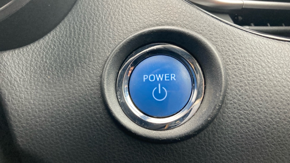 Toyota C-HR 1.8 Hybrid Dynamic 5dr CVT Hybrid Hatchback - Image 16