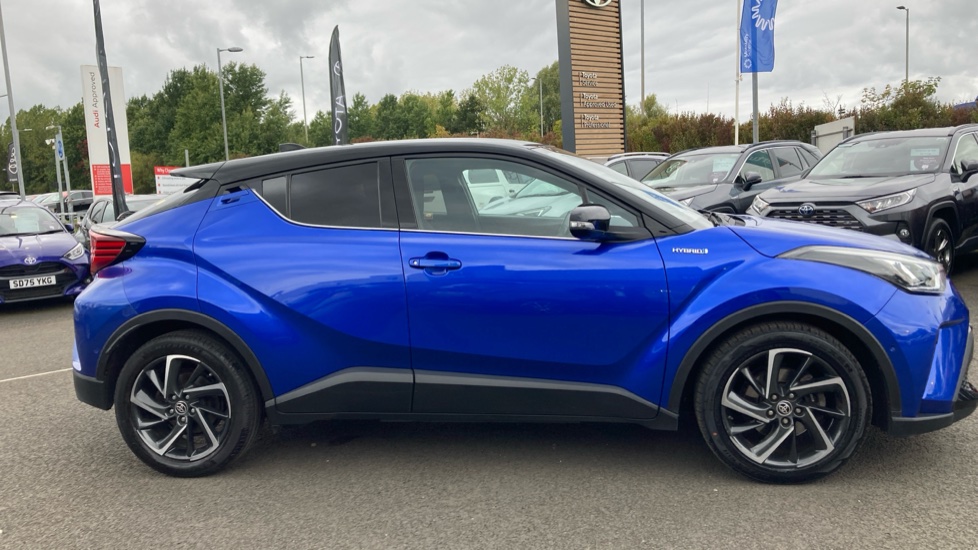 Toyota C-HR 1.8 Hybrid Dynamic 5dr CVT Hybrid Hatchback - Image 23
