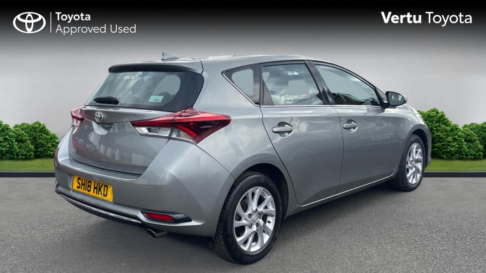 Toyota Auris 1.2T Icon Tech TSS 5dr Petrol Hatchback - Image 2