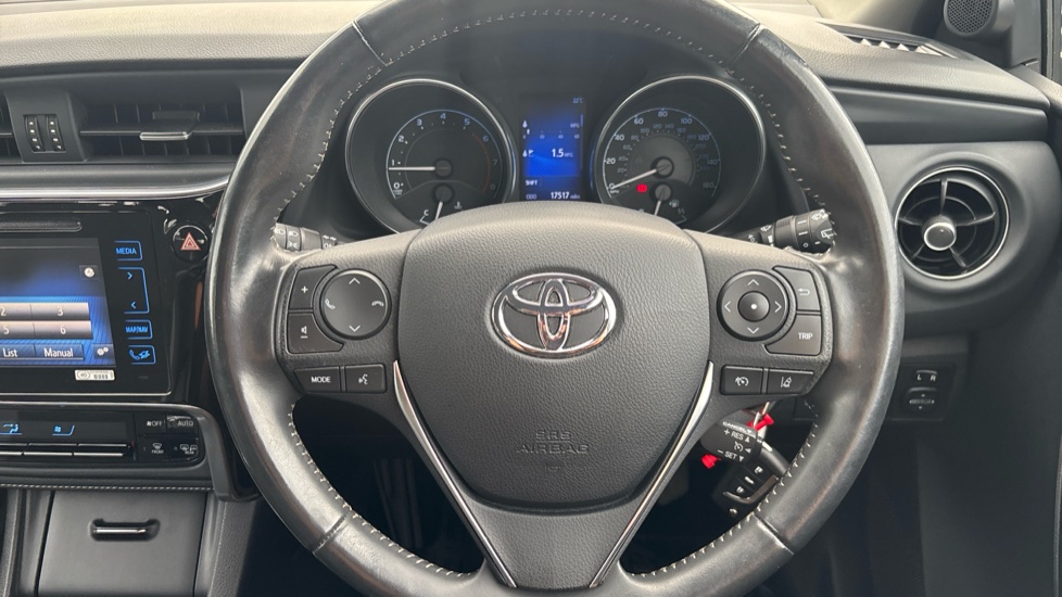 Toyota Auris 1.2T Icon Tech TSS 5dr Petrol Hatchback - Image 10