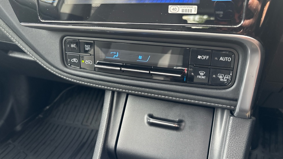 Toyota Auris 1.2T Icon Tech TSS 5dr Petrol Hatchback - Image 30