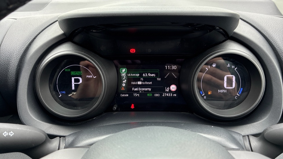 Toyota Yaris 1.5 Hybrid Design 5dr CVT Hybrid Hatchback - Image 11