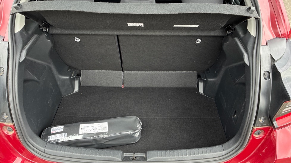 Toyota Yaris 1.5 Hybrid Design 5dr CVT Hybrid Hatchback - Image 13