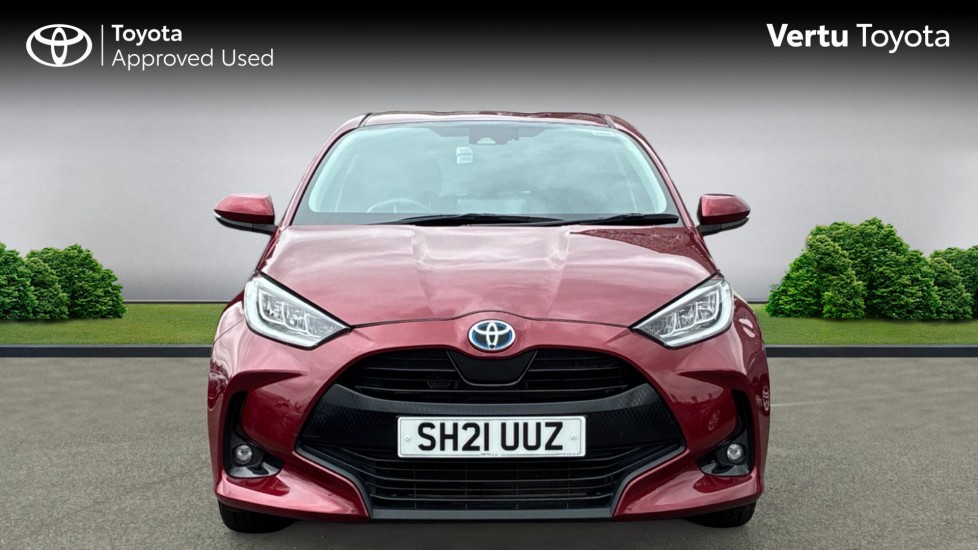Toyota Yaris 1.5 Hybrid Design 5dr CVT Hybrid Hatchback - Image 22