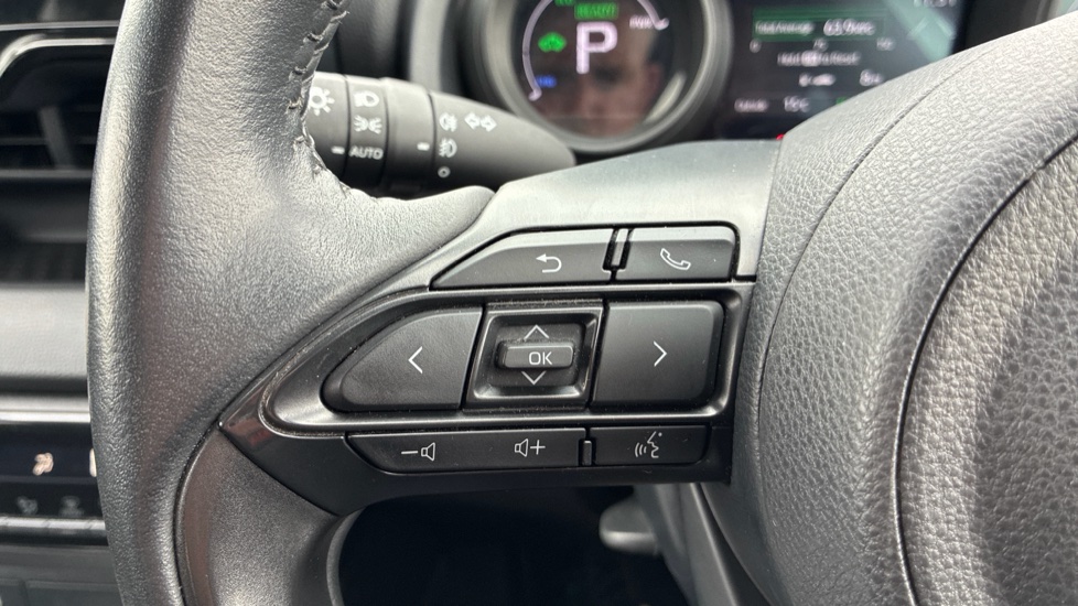 Toyota Yaris 1.5 Hybrid Design 5dr CVT Hybrid Hatchback - Image 41