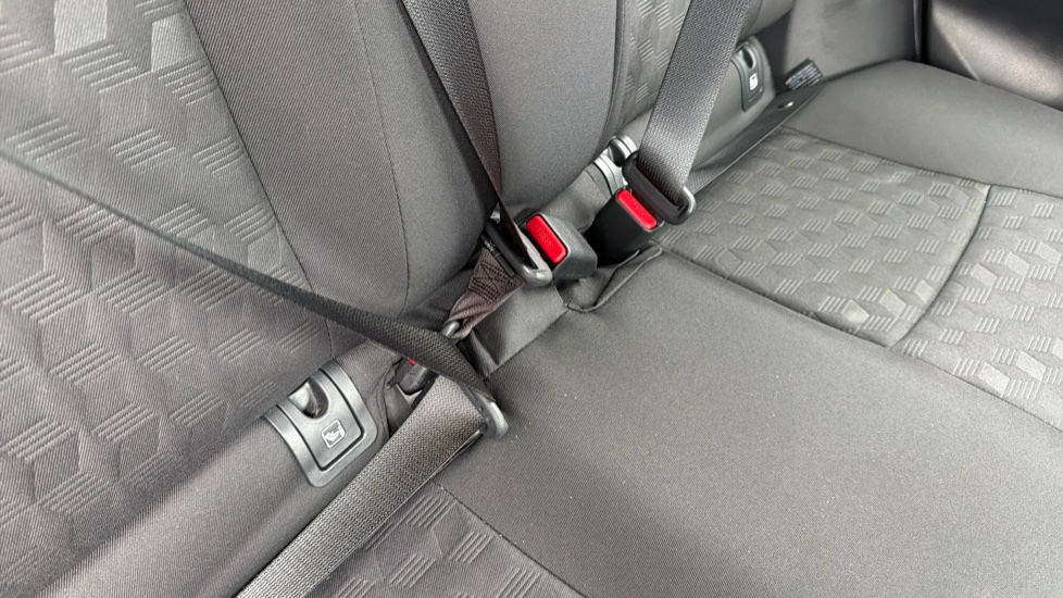 Toyota Yaris 1.5 Hybrid Design 5dr CVT Hybrid Hatchback - Image 14