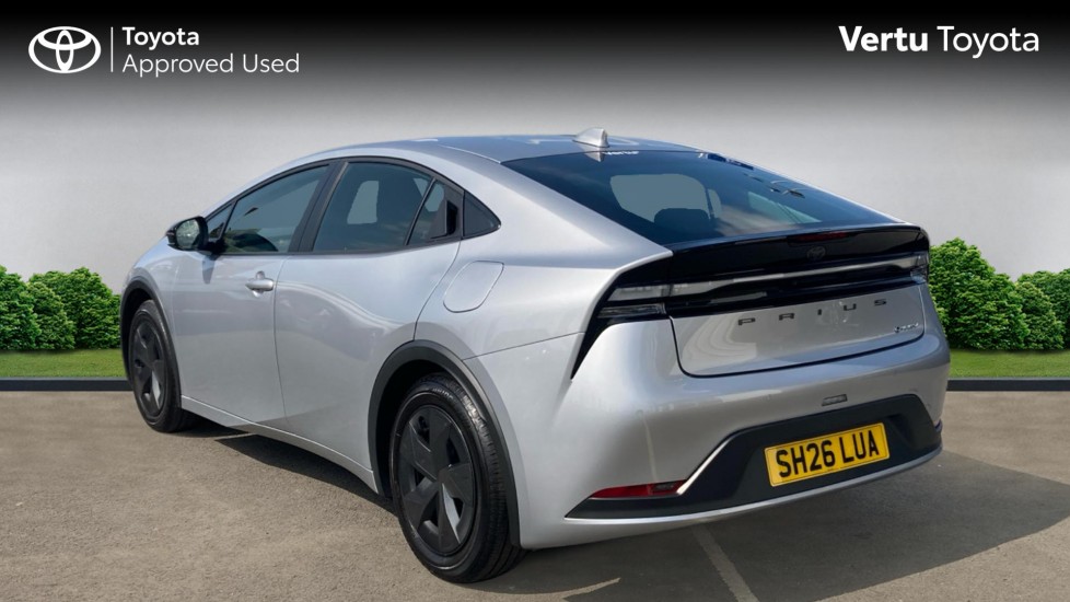 Toyota Prius 2.0 PHEV Design 5dr CVT Hatchback - Image 4